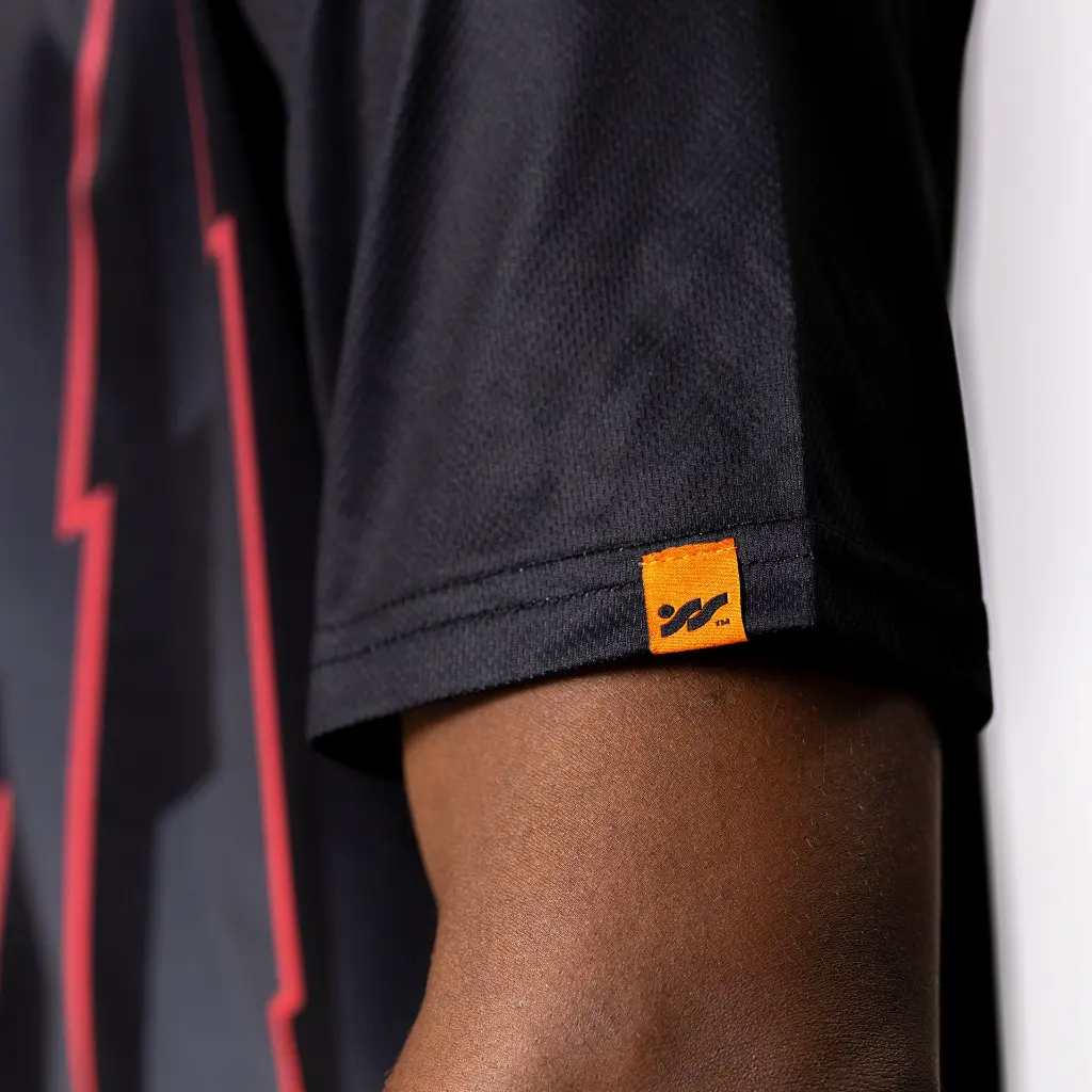 ODO_tshirt_black_009.webp